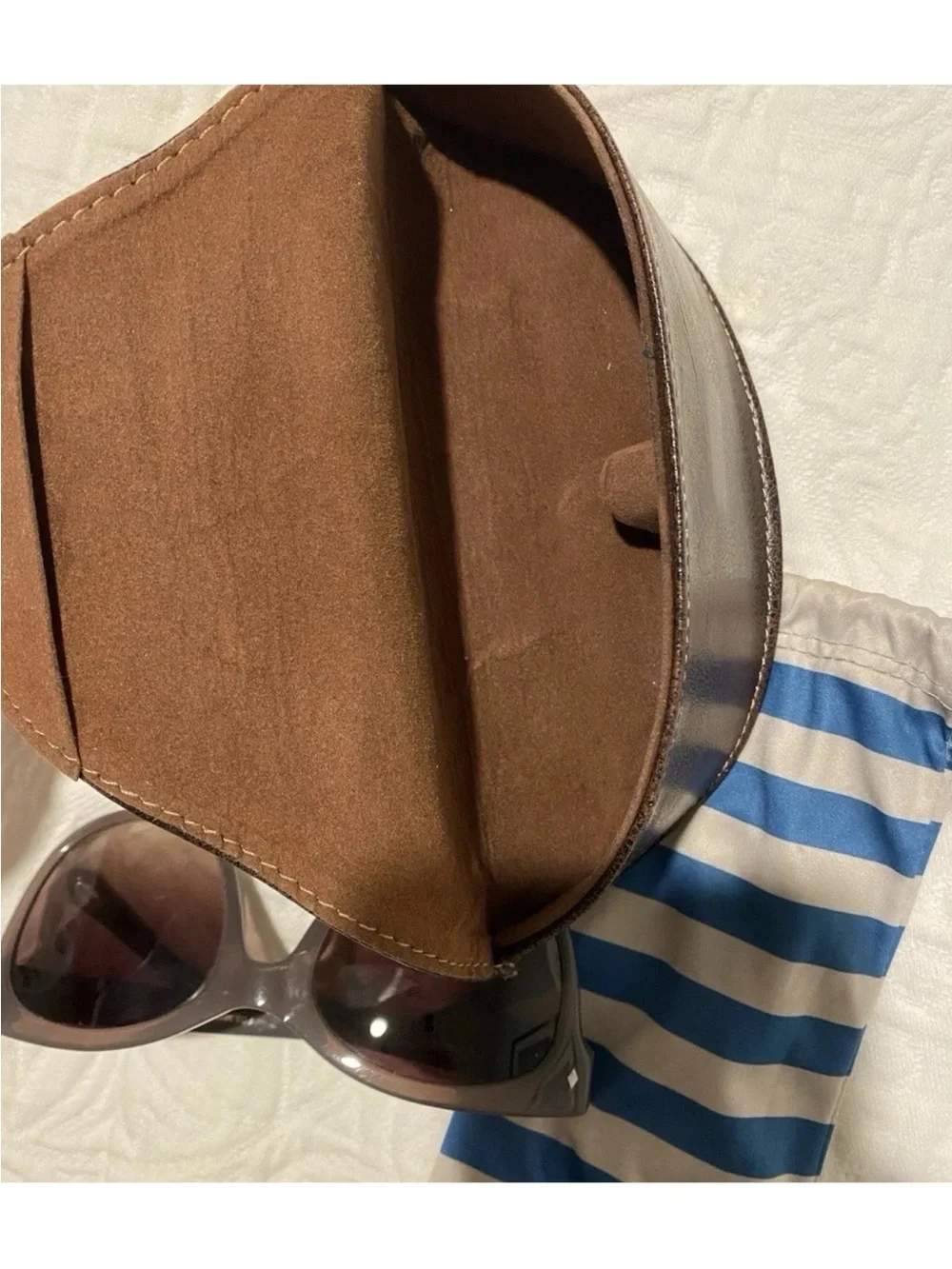 Fossil Women's Taupe Frame Gradient Lens Sunglasses